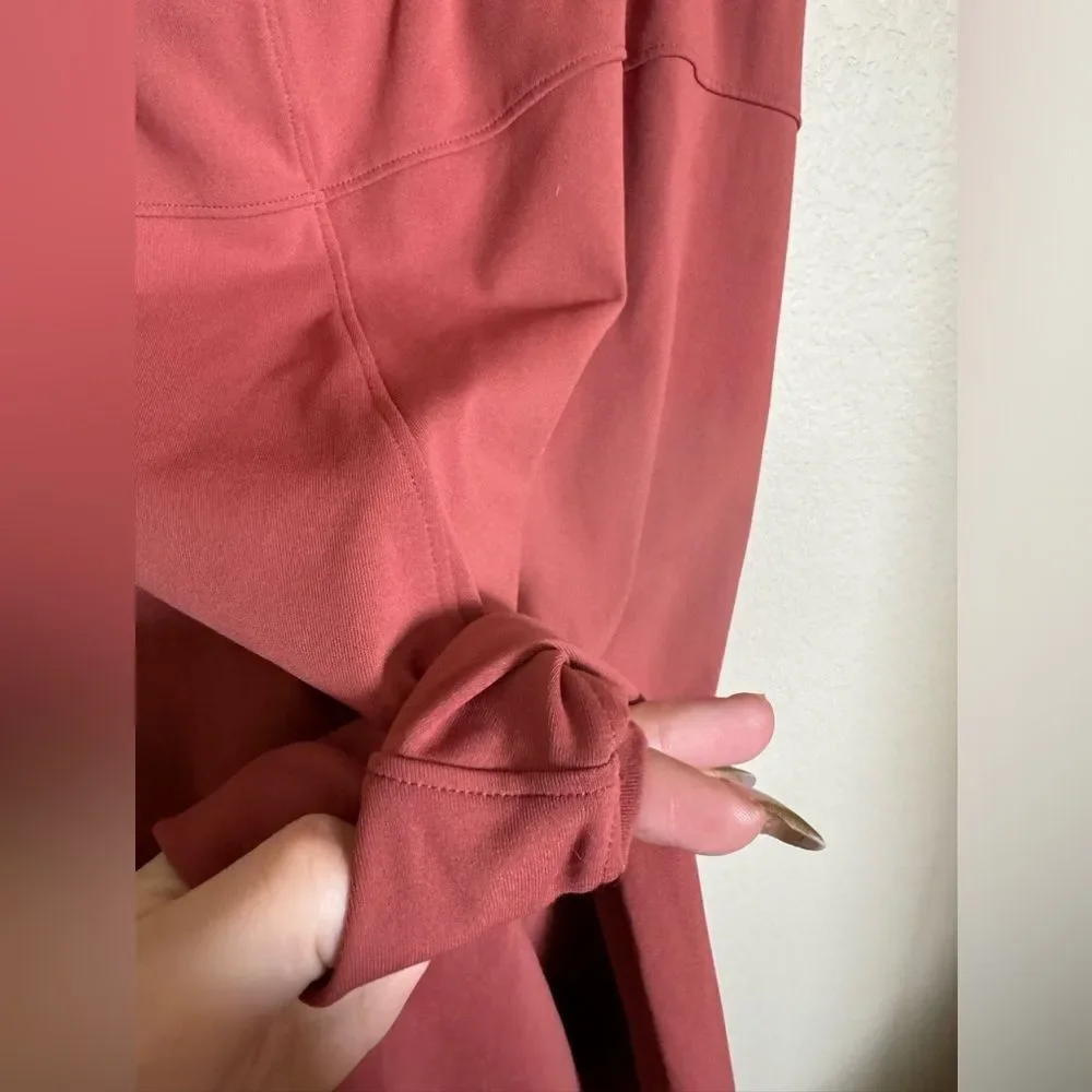 Lululemon On The Fly 7/8 Pant Chianti Size 10 Full On‎ Luxtreme